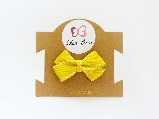 Daffodil stitch bow