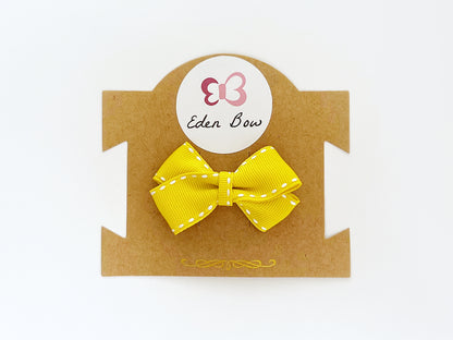 Daffodil stitch bow
